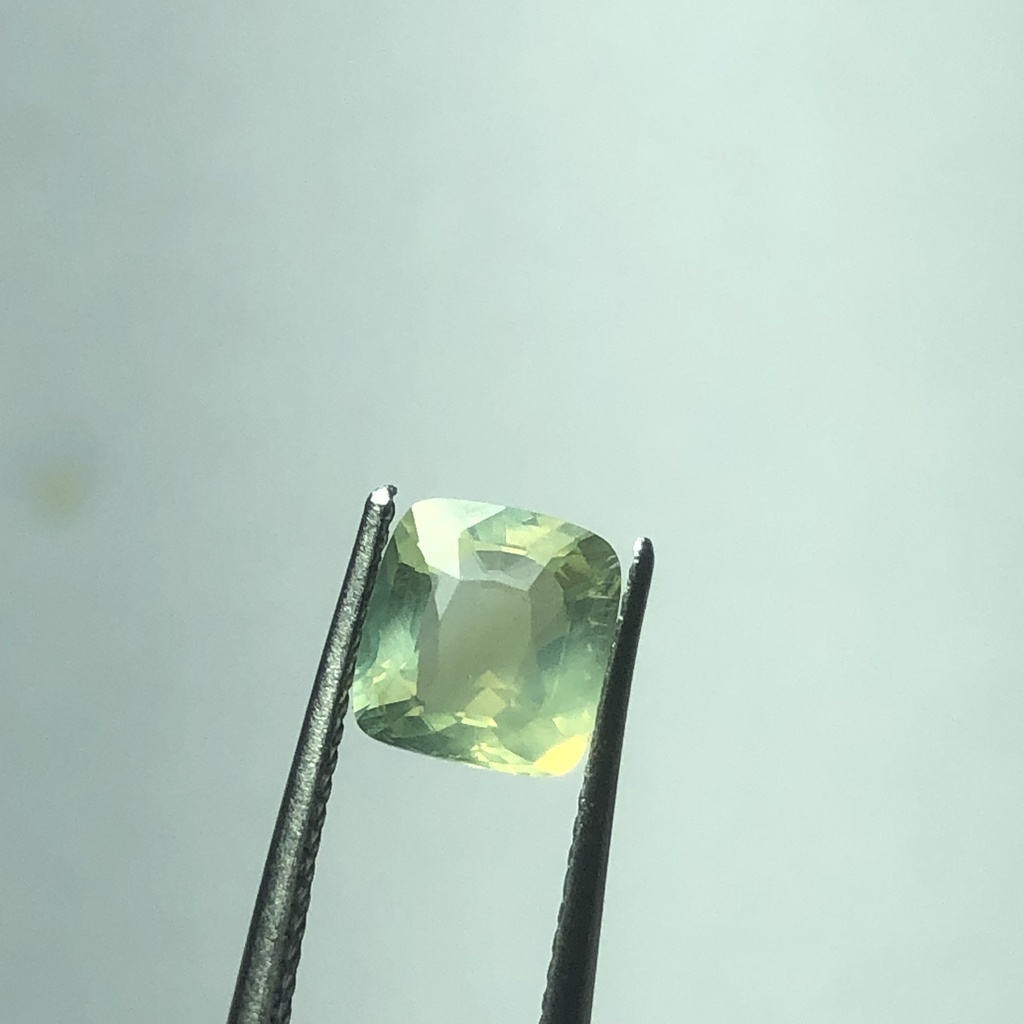 Alexandrite 1.04 CRT