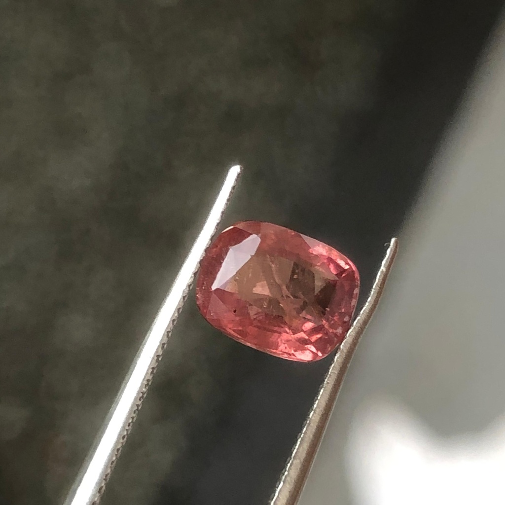 Padparadscha Sapphire 2.30CRT