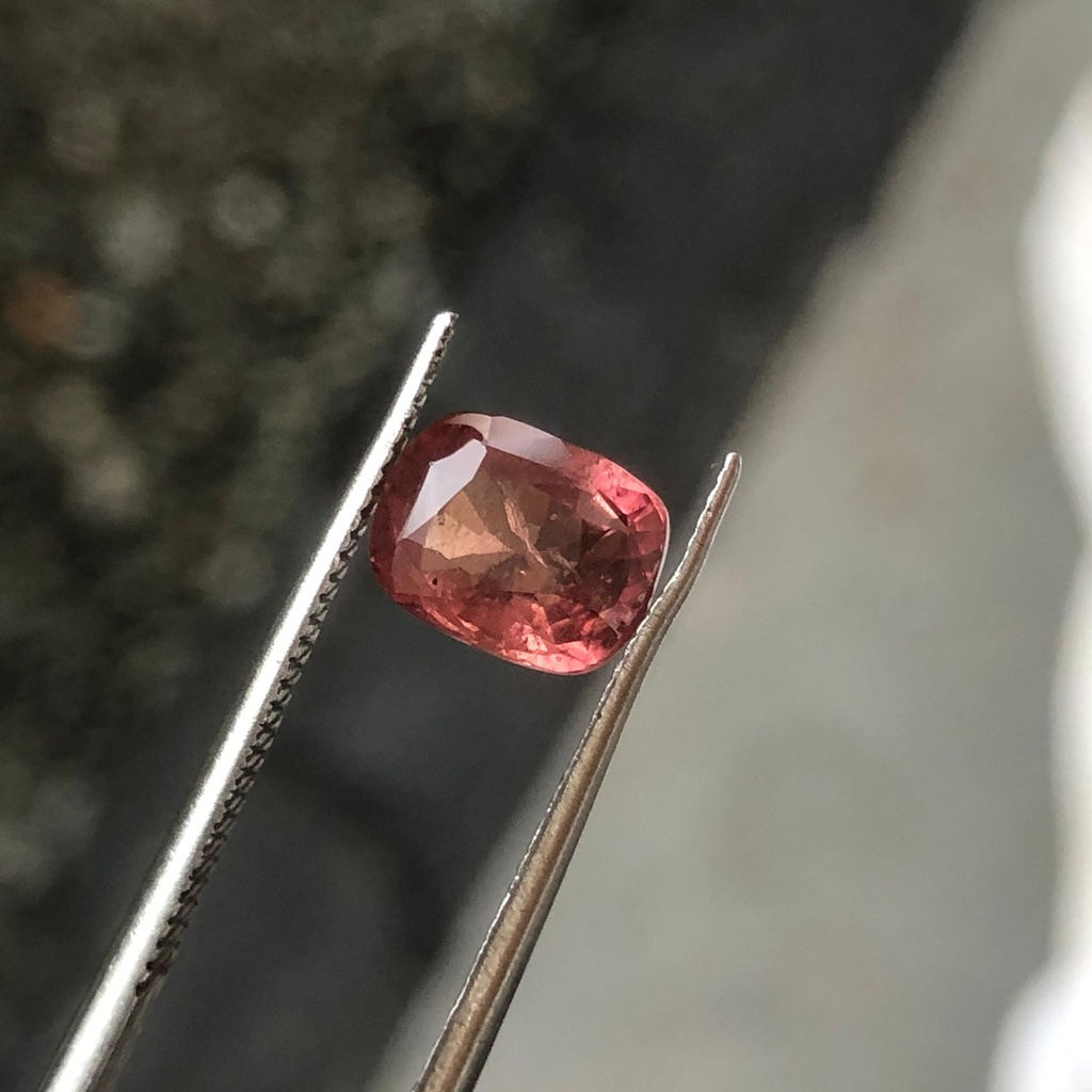 Padparadscha Sapphire 2.30CRT