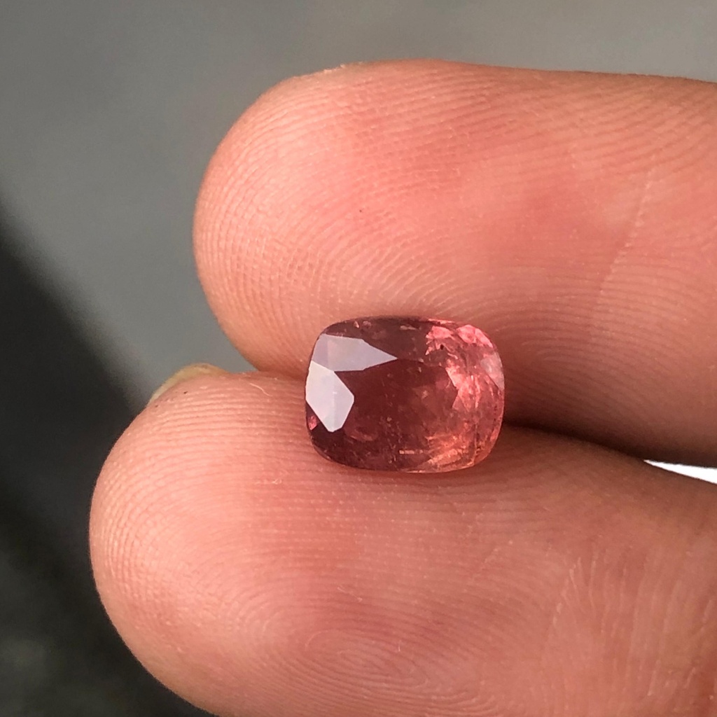 Padparadscha Sapphire 2.30CRT