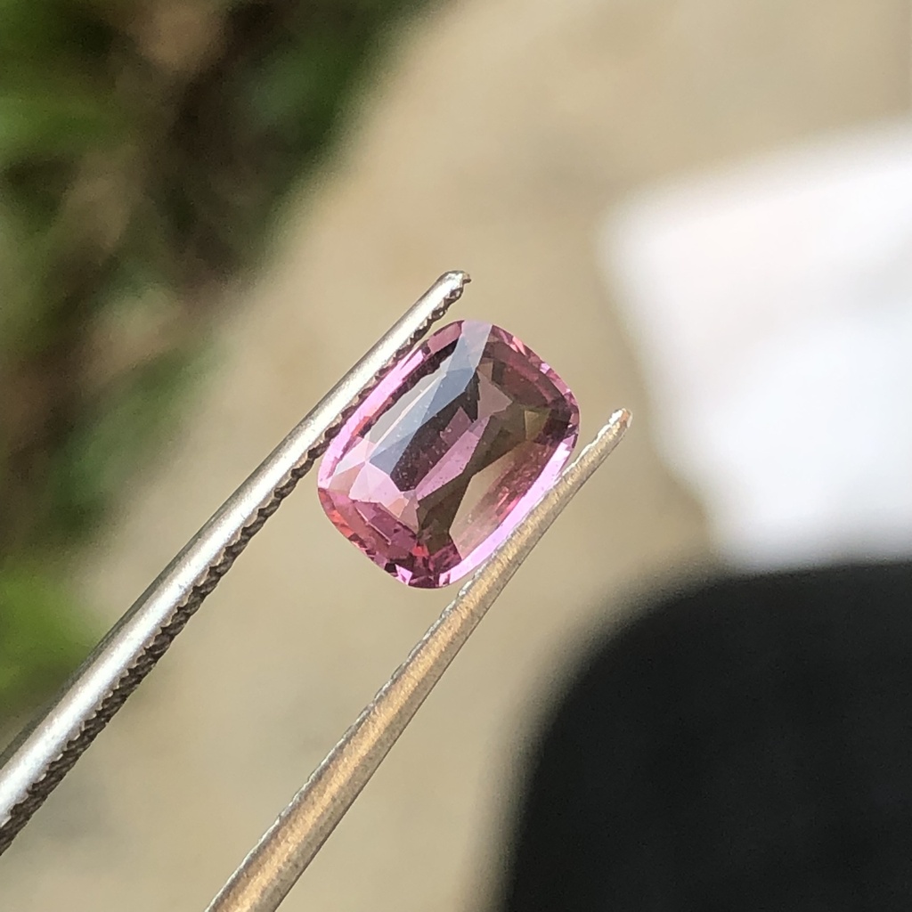Padparadscha Sapphire 0.71 CRT